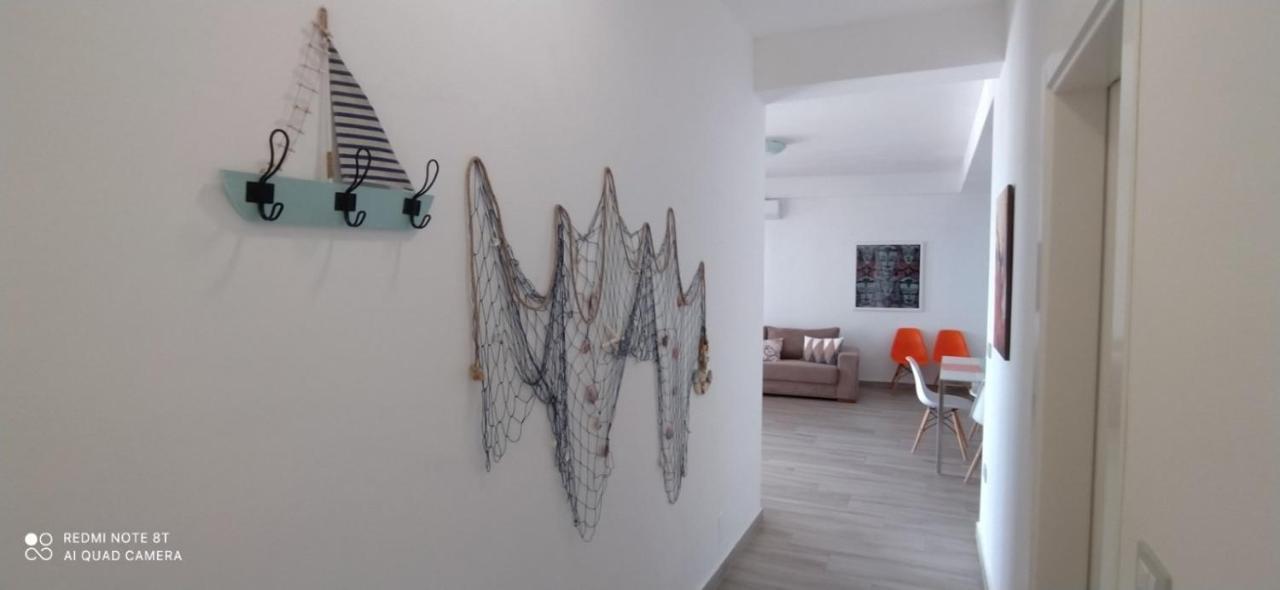 Matthews Beach House Vlorë 外观 照片