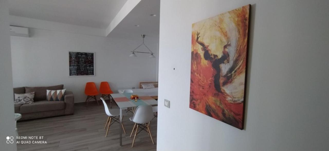 Matthews Beach House Vlorë 外观 照片