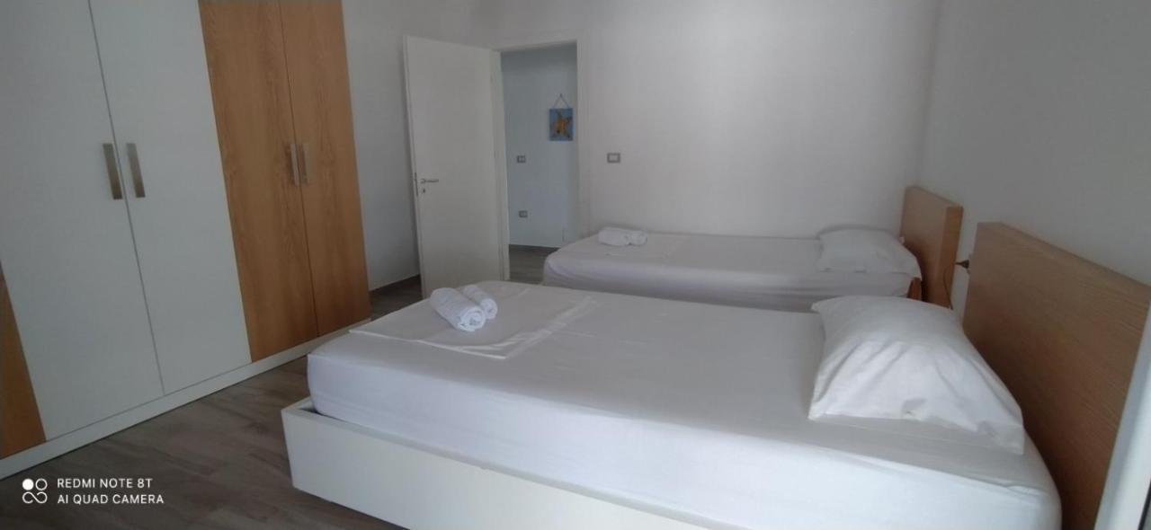 Matthews Beach House Vlorë 外观 照片