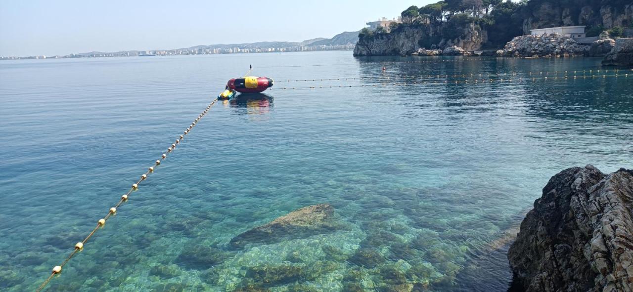 Matthews Beach House Vlorë 外观 照片